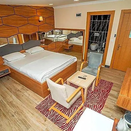 Hotel Hill